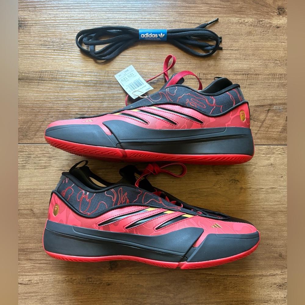 NWT A Bathing Ape x adidas Dame 9 sneakers in the "Black Scarlet"  Size 12.5